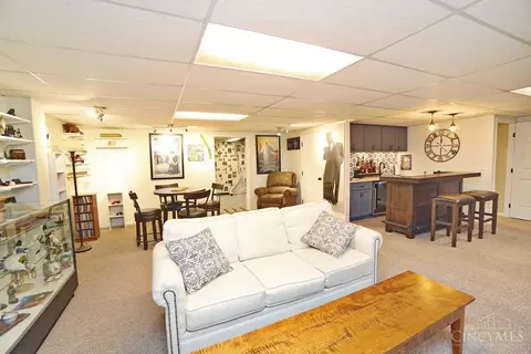 Living - 1223 Chevington Ct, Centerville, OH 45459 photo 8 of 8