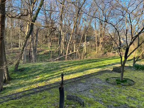 View/Area - 3637 Ault Park Ave, Cincinnati, OH 45208 photo 4 of 4