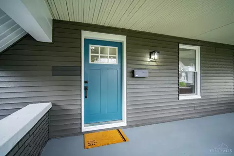 Exterior - 4407 Whetsel Ave, Cincinnati, OH 45227 photo 4 of 8