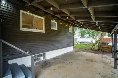Exterior - 4407 Whetsel Ave, Cincinnati, OH 45227 photo 6 of 8