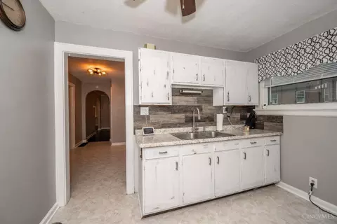 Kitchen - 854 N Bend Rd, Cincinnati, OH 45224 photo 2 of 2