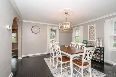 Dining - 854 N Bend Rd, Cincinnati, OH 45224 photo 1 of 4