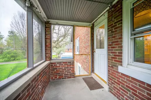 Exterior - 854 N Bend Rd, Cincinnati, OH 45224 photo 14 of 18