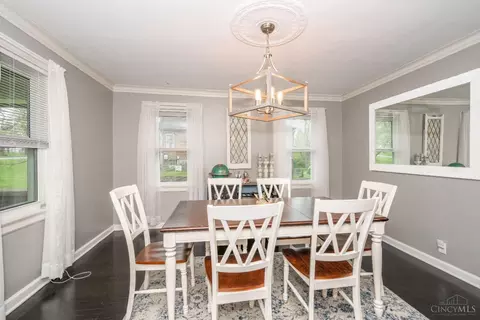 Dining - 854 N Bend Rd, Cincinnati, OH 45224 photo 2 of 4