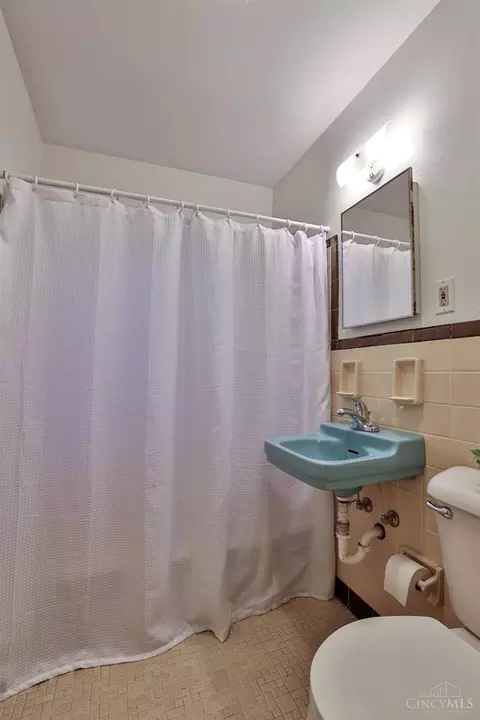 Bath - 4630 Miller Rd, Blue Ash, OH 45242 photo 1 of 2