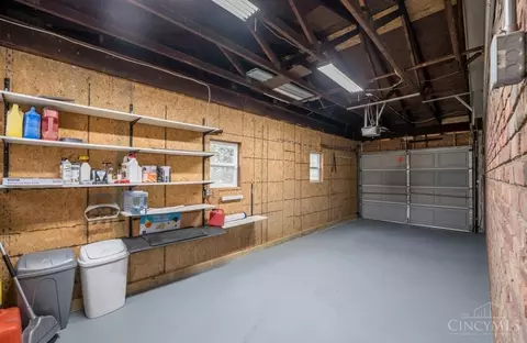 Exterior - 904 Mckelvey Rd, Cincinnati, OH 45231 photo 7 of 12