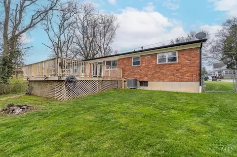 Exterior - 904 Mckelvey Rd, Cincinnati, OH 45231 photo 10 of 12
