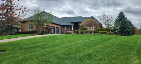 7352 Great Waters Ln, West Chester, OH 45069