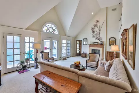 Living - 4450 Miami Rd, Cincinnati, OH 45243 photo 1 of 16