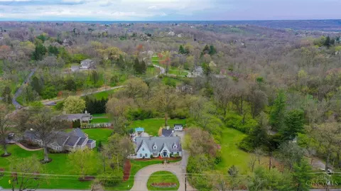 View/Area - 4450 Miami Rd, Cincinnati, OH 45243 photo 3 of 7