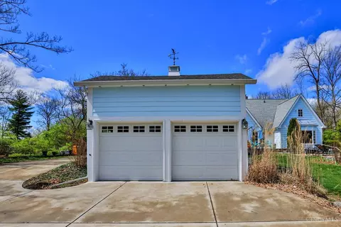 Exterior - 4450 Miami Rd, Cincinnati, OH 45243 photo 18 of 21