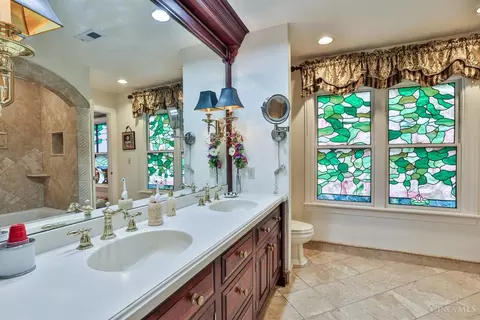 Bath - 4450 Miami Rd, Cincinnati, OH 45243 photo 1 of 4