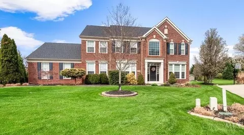8462 Kempton Ln, Hamilton Township, OH 45039