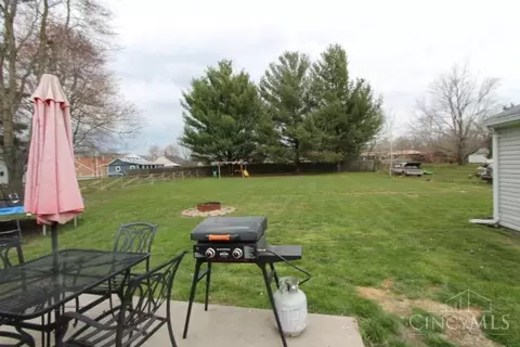 Exterior - 174 Sixth St, Williamsburg, OH 45176 photo 5 of 7