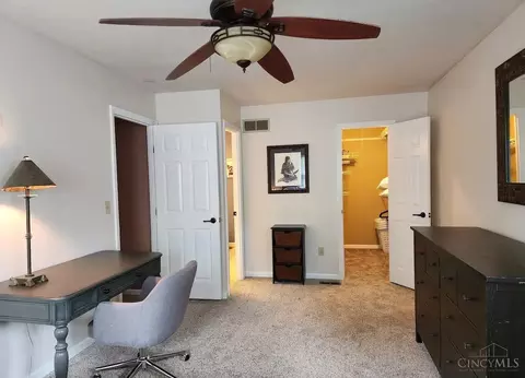 Bedroom - 6009 Hickorytree Ct, Cincinnati, OH 45233 photo 4 of 5