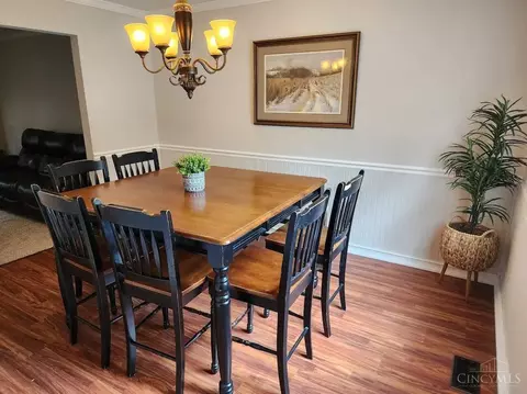 Dining - 6009 Hickorytree Ct, Cincinnati, OH 45233 photo 2 of 2