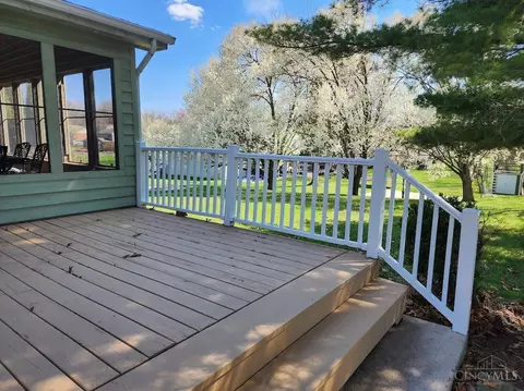 Exterior - 6009 Hickorytree Ct, Cincinnati, OH 45233 photo 3 of 6