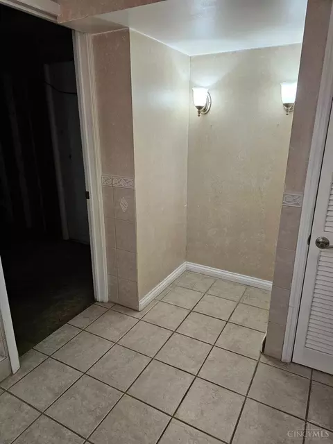 Bath - 6301 Rapid Run Rd, Cincinnati, OH 45233 photo 5 of 5