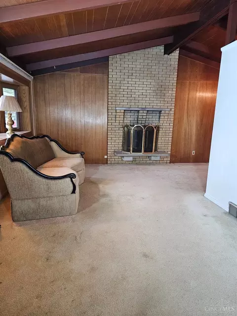 Living - 6301 Rapid Run Rd, Cincinnati, OH 45233 photo 2 of 4