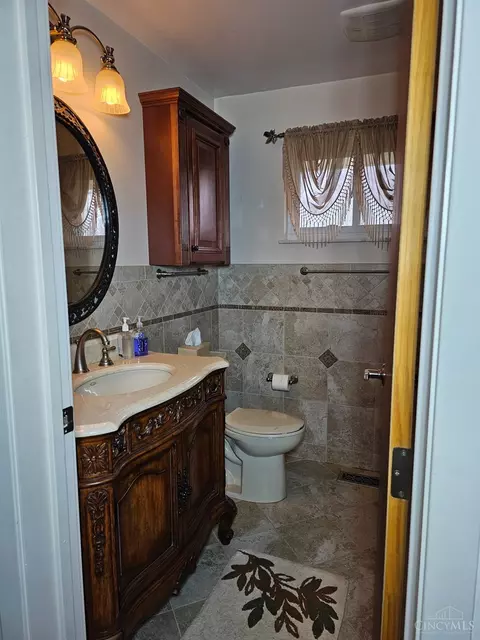 Bath - 6301 Rapid Run Rd, Cincinnati, OH 45233 photo 1 of 5