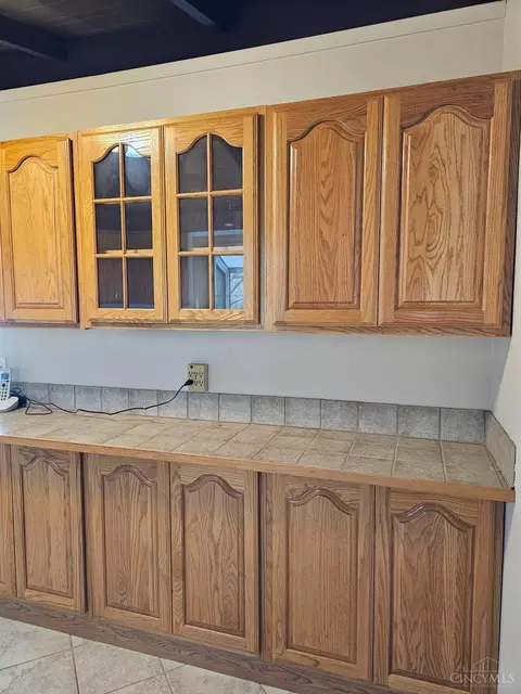 Kitchen - 6301 Rapid Run Rd, Cincinnati, OH 45233 photo 2 of 4