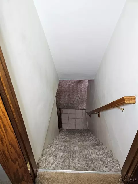 Entry Way - 6301 Rapid Run Rd, Cincinnati, OH 45233 photo 2 of 3