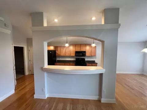 Kitchen - 3534 Macpherson Pl, Cincinnati, OH 45245 photo 3 of 8