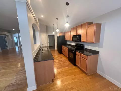 Kitchen - 3534 Macpherson Pl, Cincinnati, OH 45245 photo 2 of 8