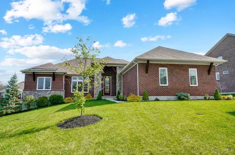 8971 Oakcrest Way, West Chester, OH 45069