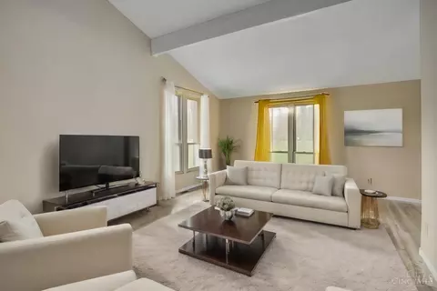 Living - 8540 Whitegate Dr, Morrow, OH 45152 photo 2 of 6