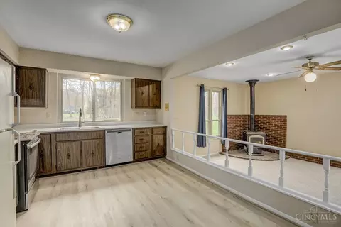 Kitchen - 8540 Whitegate Dr, Morrow, OH 45152 photo 3 of 3