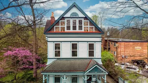 Exterior - 3205 Bishop St, Cincinnati, OH 45220 photo 2 of 19