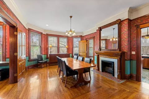 Dining - 3205 Bishop St, Cincinnati, OH 45220 photo 2 of 5