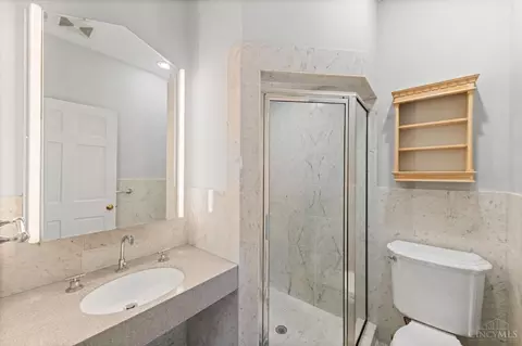 Bath - 3205 Bishop St, Cincinnati, OH 45220 photo 6 of 6