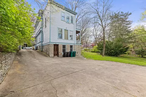 Exterior - 3205 Bishop St, Cincinnati, OH 45220 photo 13 of 19