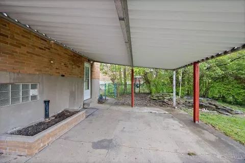 Exterior - 5267 Willnet Dr, Cincinnati, OH 45238 photo 9 of 15