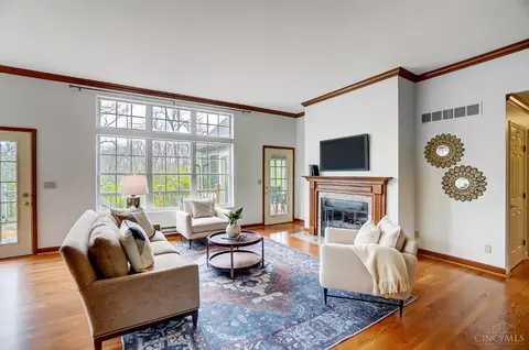 Living - 10529 Mill Rd, Cincinnati, OH 45240 photo 3 of 8
