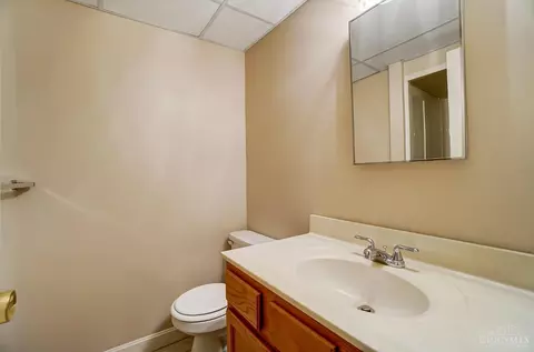 Bath - 10529 Mill Rd, Cincinnati, OH 45240 photo 10 of 11
