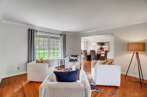 Living - 10529 Mill Rd, Cincinnati, OH 45240 photo 2 of 8
