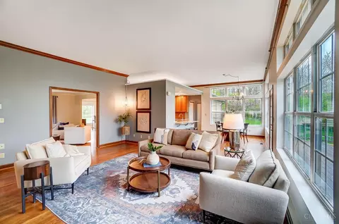 Living - 10529 Mill Rd, Cincinnati, OH 45240 photo 6 of 8