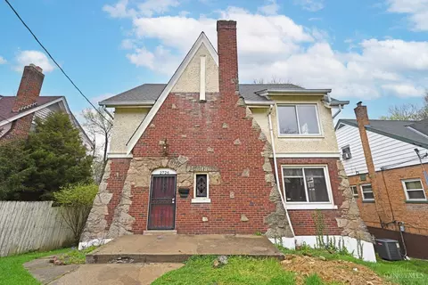 2726 Orland Ave, Cincinnati, OH 45211