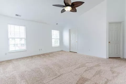Bedroom - 7512 Centennial Falls Ln, Maineville, OH 45039 photo 7 of 7