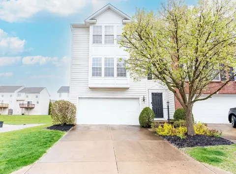 Exterior - 7512 Centennial Falls Ln, Maineville, OH 45039 photo 4 of 6