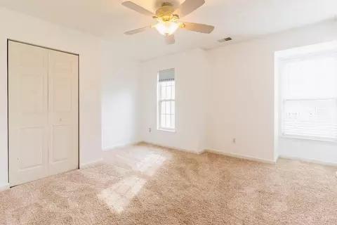 Bedroom - 7512 Centennial Falls Ln, Maineville, OH 45039 photo 2 of 7