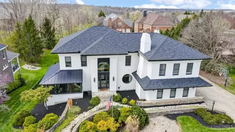 4959 Stone Lake Dr, Hamilton Township, OH 45039
