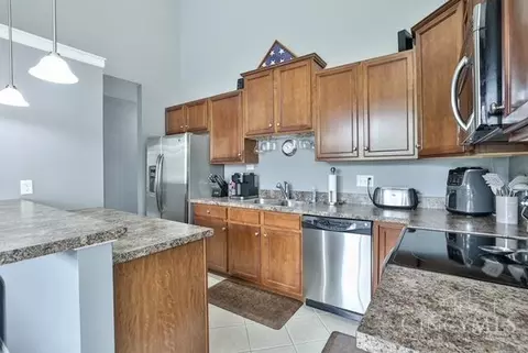 Kitchen - 4294 W Fork Rd #15, Cincinnati, OH 45247 photo 1 of 3