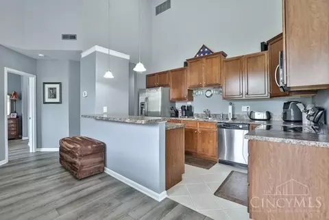 Kitchen - 4294 W Fork Rd #15, Cincinnati, OH 45247 photo 3 of 3