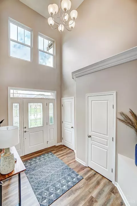 Entry Way - 8327 Pine Run Dr, Cincinnati, OH 45244 photo 1 of 3