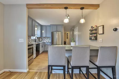 Kitchen - 1120 Oldwick Dr, Reading, OH 45215 photo 4 of 5