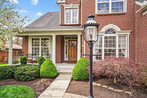 Exterior - 9737 Zig Zag Rd, Montgomery, OH 45242 photo 8 of 27